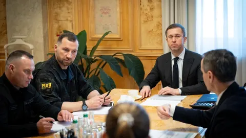 Корецький вимагає за тиждень підготувати план прискорення ідентифікації тіл