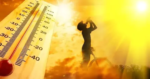 Спека до +39°C і надзвичайна пожежна небезпека: що чекає на Україну на початку с