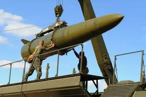 Нова російська ракета на 800 км: що це означає для заходу України