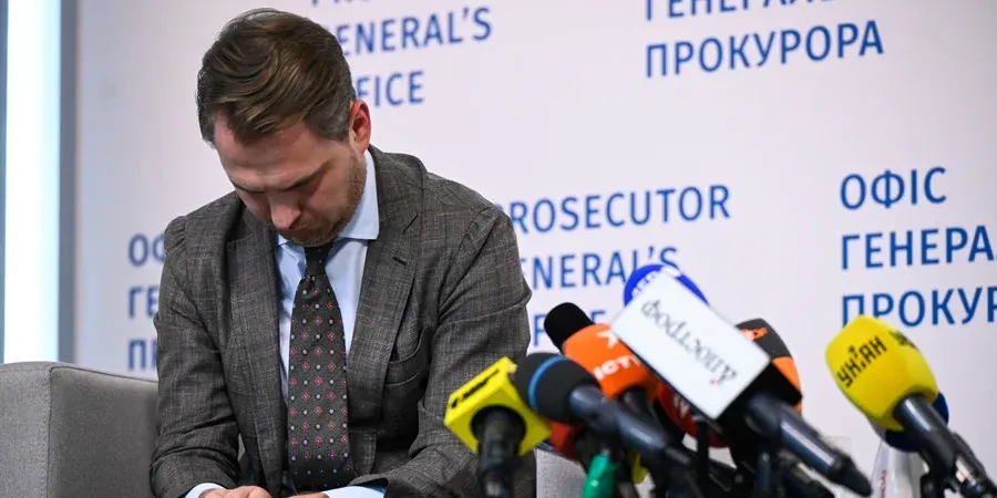 Відставка Кравченка: що означає звільнення генпрокурора для двох Офісів