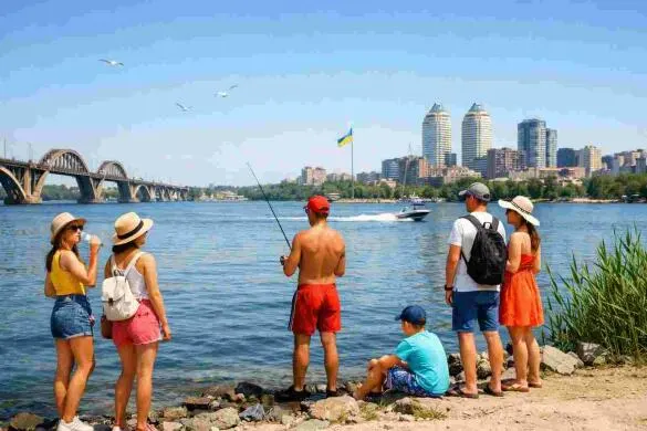 Спека у Дніпрі 4 серпня: до +33°C та без опадів