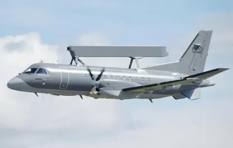 ASC 890 у небі України: що дає літак-радар від Швеції