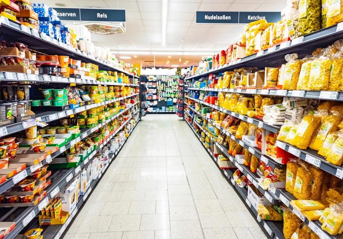 Дефіцит продуктів в Україні: експерт пояснив, чому паніка безпідставна
