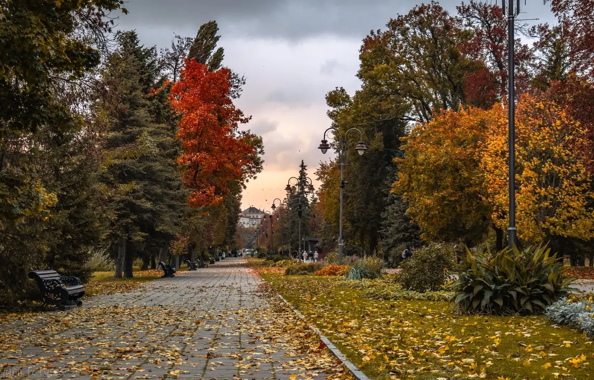 Вересень на Волині: спека до +36° чи морози до -5° — що каже статистика