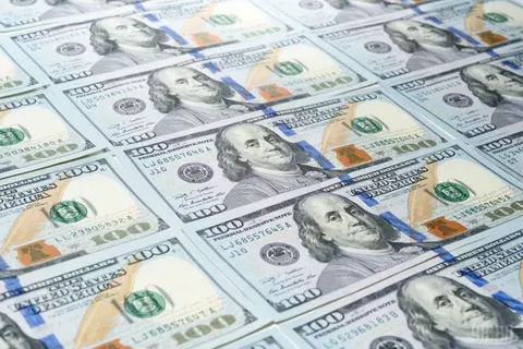 Курс долара до 16 серпня: прогноз банкіра