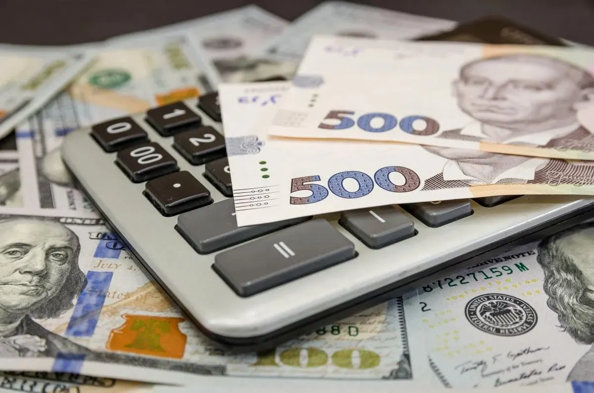 Курс гривні на 19 вересня: які ціни на валюту пропонують обмінники