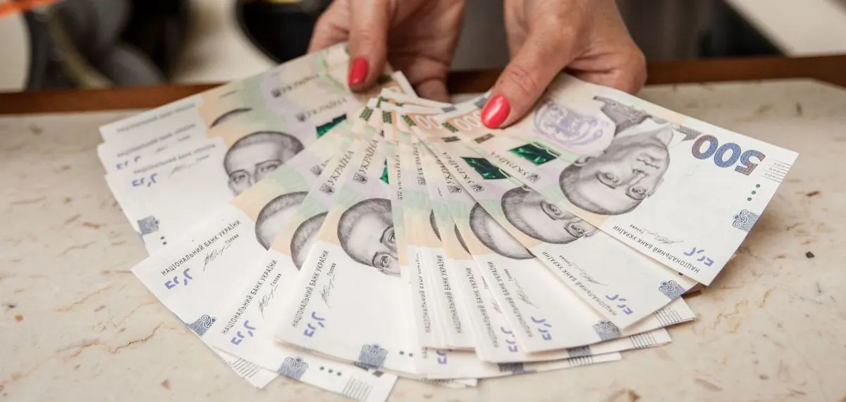 Зарплати в Україні зросли на 20%: що стоїть за рекордним стрибком