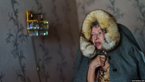 «Комунікація на рівні лякалок»: чому заяви про важку зиму не працюють