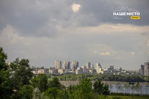 Погода у Дніпрі 7 вересня: дощі та пориви вітру до 20 м/с