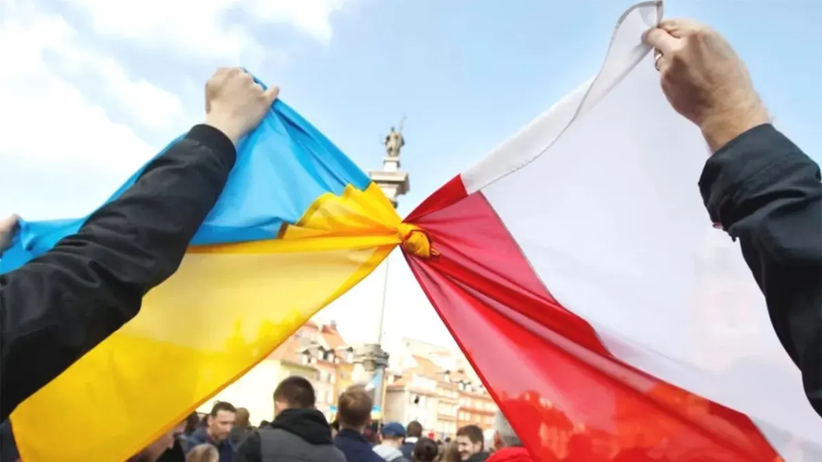 Антиукраїнські настрої в Польщі: що стоїть за рекордним сплеском