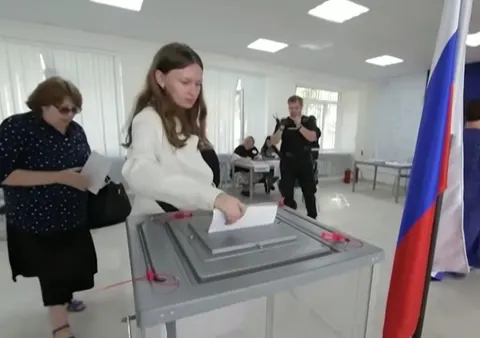 Вибори до Держдуми РФ: «Єдина Росія» зберігає більшість, але явка і цифри виклик