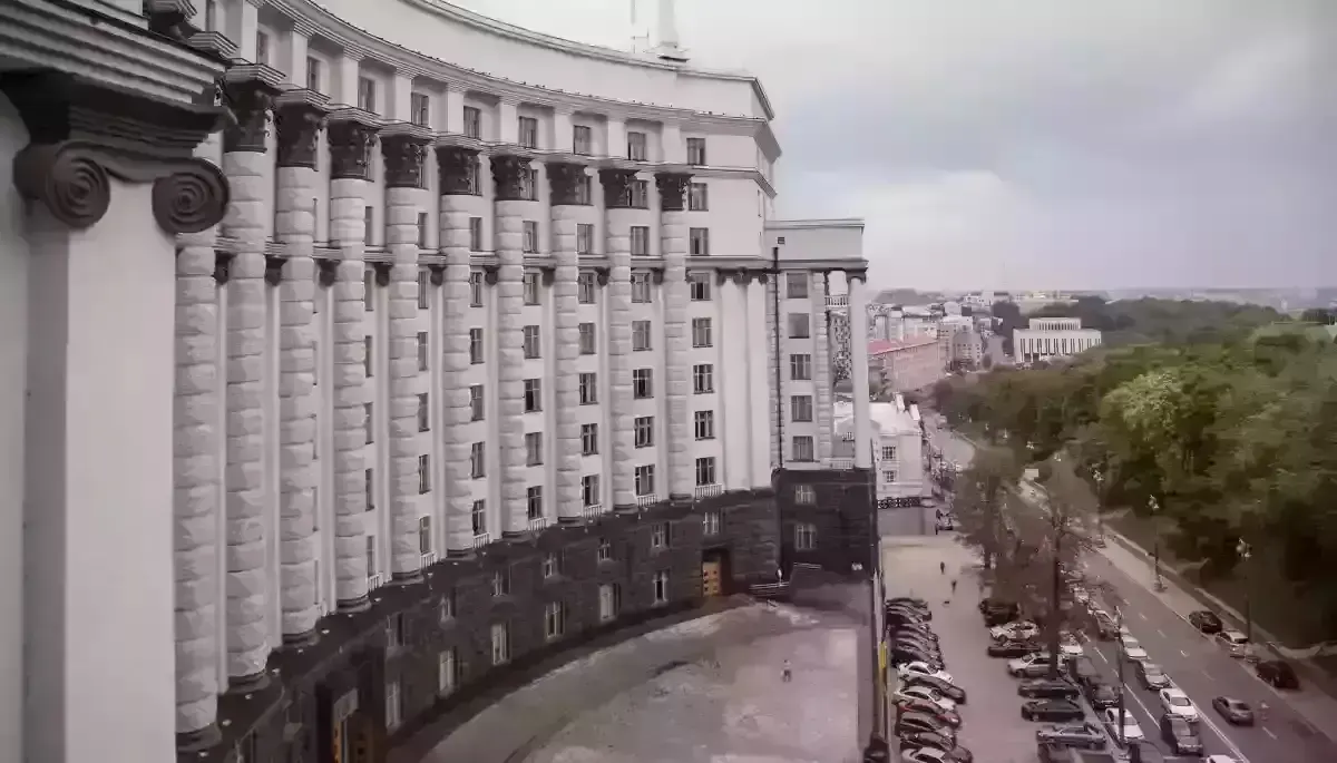 Аналітики пропонують уряду нову модель відновлення бізнесу після війни