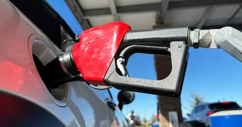 Пальне в Україні подорожчало: скільки коштує заправити авто 3 вересня