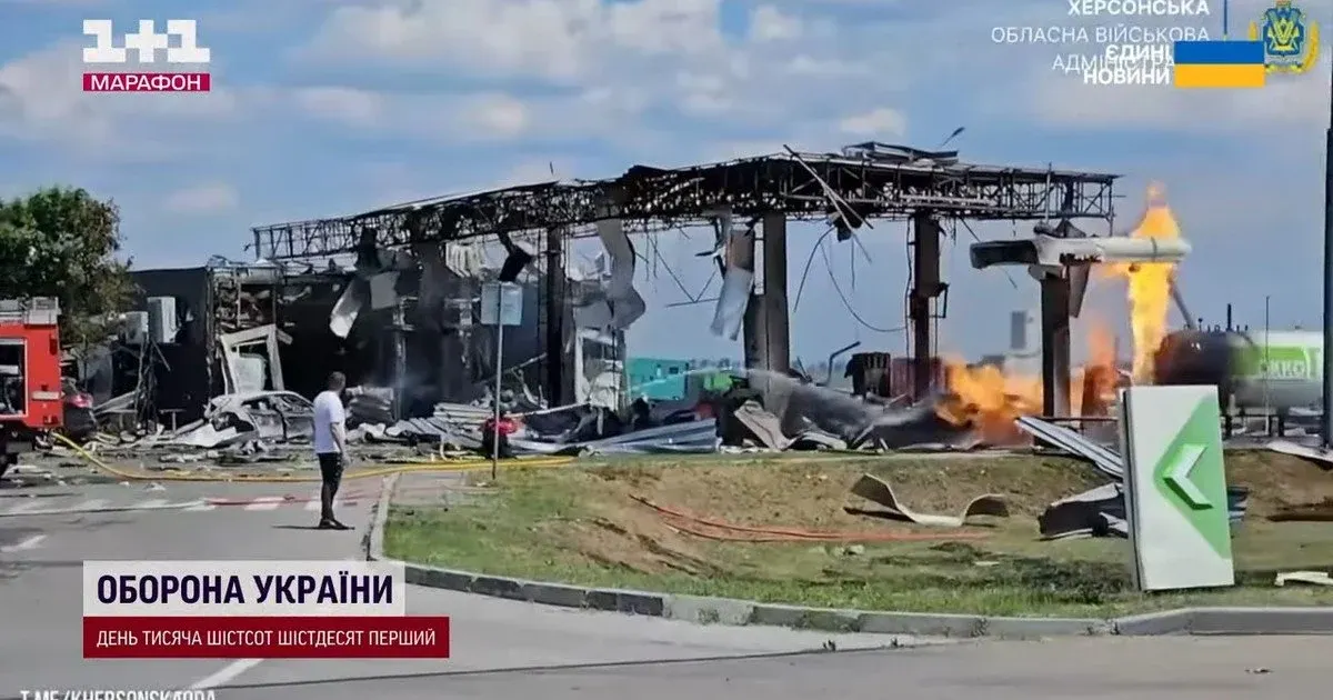 Удари по АЗС у Києві: чому пального не бракуватиме і до чого готуватися