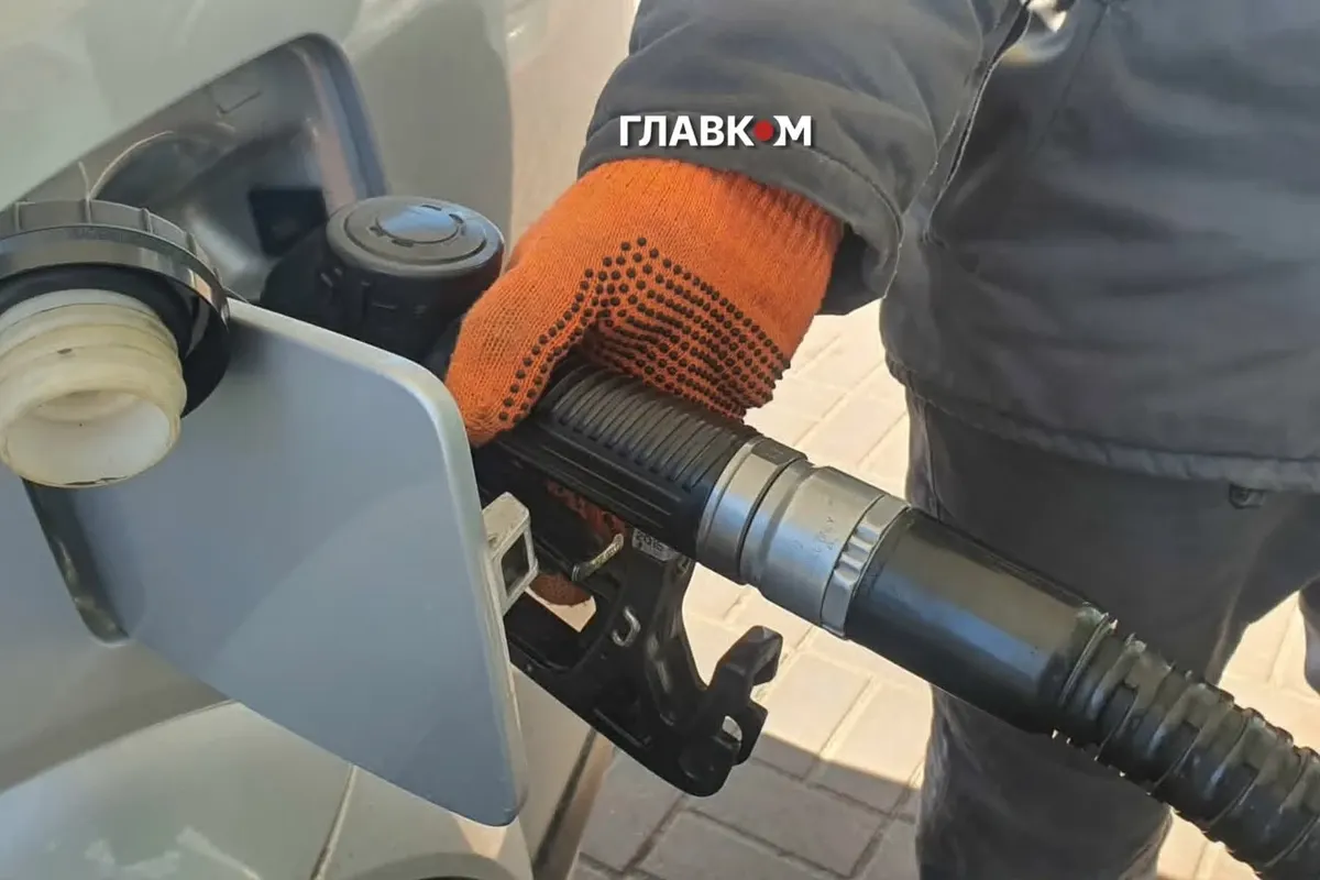 Ціни на пальне 6 серпня: що стоїть за подорожчанням і чи чекати дефіциту