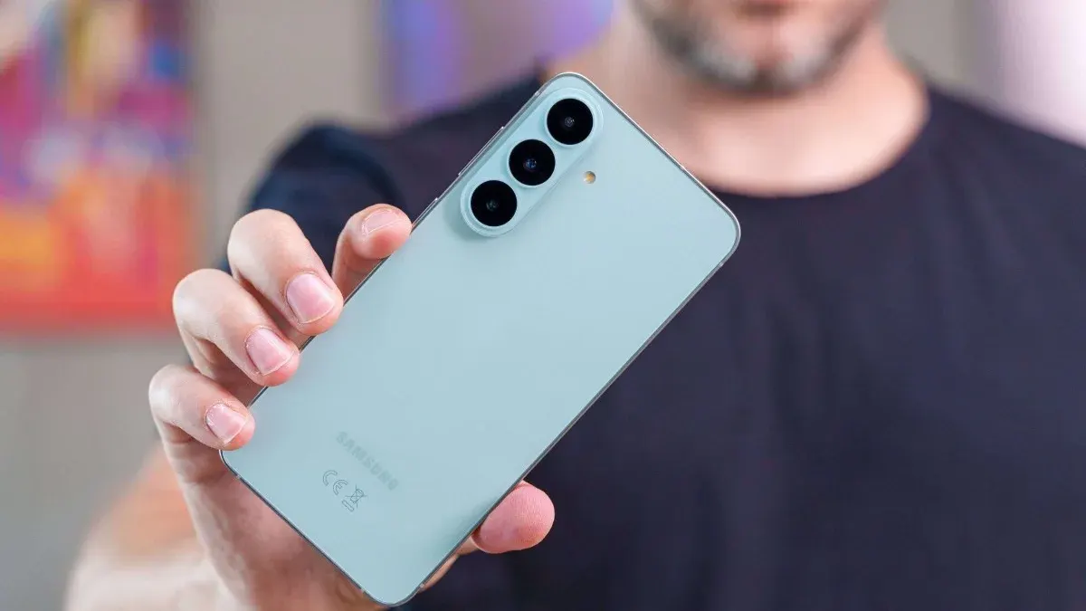 Galaxy S26 FE: тест автономності показав +3 години до попередника