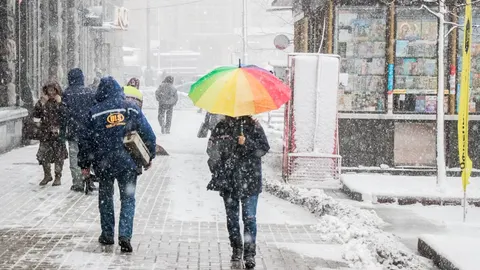 Ель-Ніньйо та тепла осінь: коли в Україні чекати першого снігу