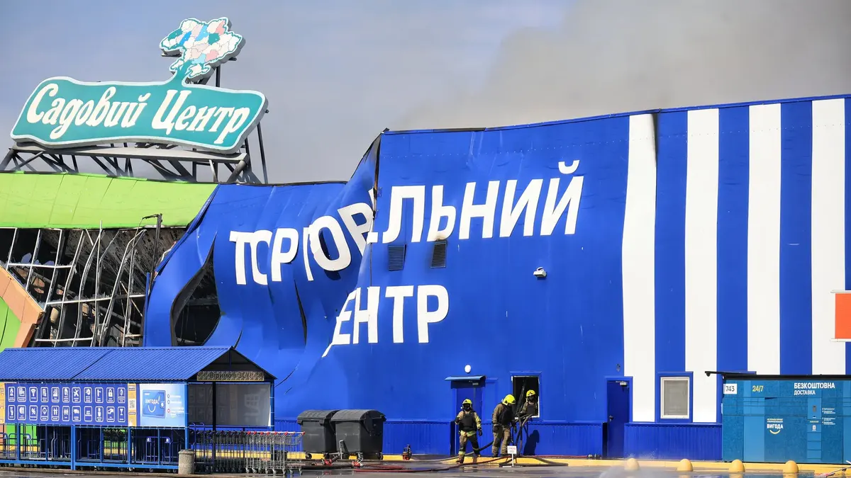 Час на порятунок скоротився: експерт радить негайно покидати ТЦ під час тривоги