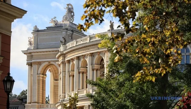 Антициклон і літнє тепло: прогноз погоди в Україні на тиждень