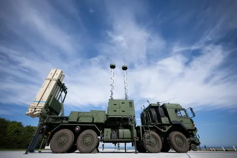 Ракета до IRIS-T SLX отримає двигун як у PAC-3: що це змінить для ППО