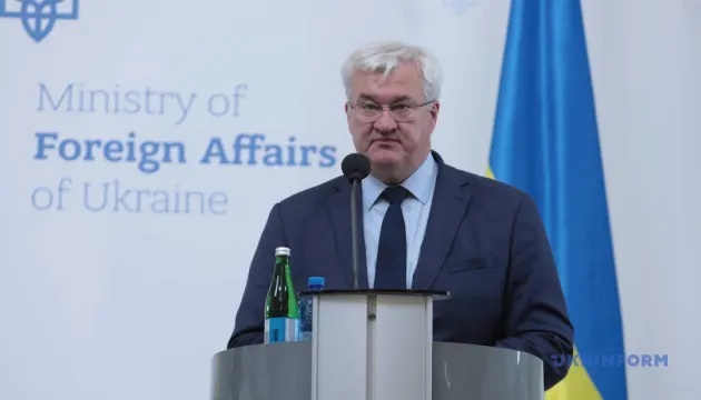 Сибіга: заморожені активи РФ мають покрити оборонні витрати України